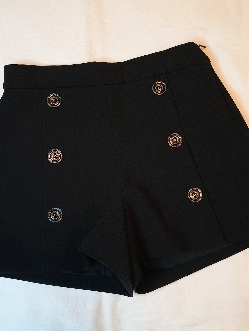 Kooples Crepe Shorts High Waisted XS Black Double Breasted Design Luxury Brand